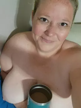 hopefulhornyx image 0